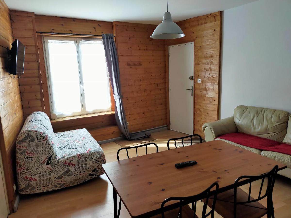 Agreable Appartement De 48 M² En Rdc La Bourboule Exterior foto